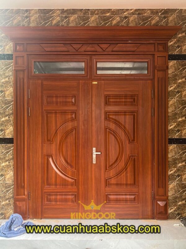 Mẫu cửa thép vân gỗ Luxury lắp tại Cam Lâm, Khánh hòa