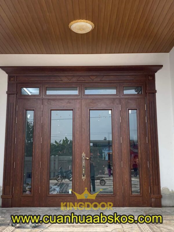 Mẫu cửa thép vân gỗ thủy lực cánh kính giá 3.237.000 VNĐ/m2