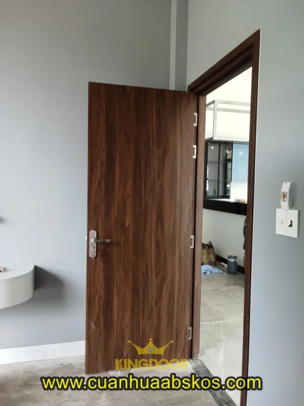 Mẫu cửa nhựa gỗ phòng ngủ màu B14